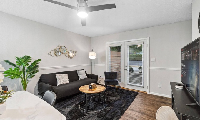 Shannon Apartment | Charming 2BR Duplex 15 Min to BHM!