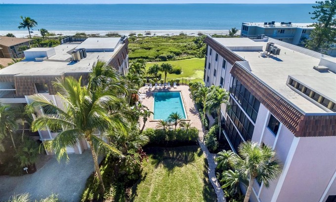 Sanibel Condo | Condo ∙ 3 bedrooms ∙ 6 guests