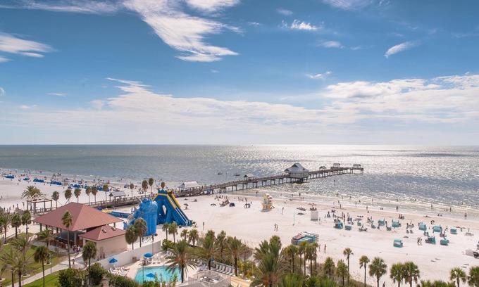 Isla del Sol Condo | Condo with Pool, Golf – Close to the Beach