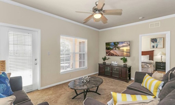 Port Tampa City Apartment | Cozy Spacious Family Friendly Home Away From Home