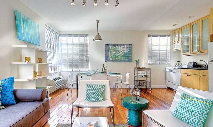 South Beach House | Deauville: fantastic SoBe location, pool