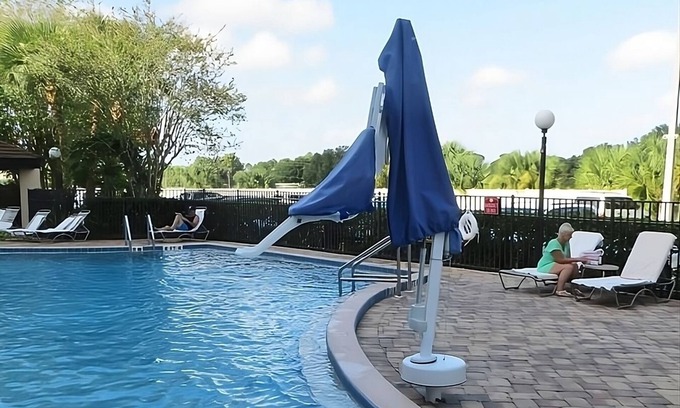 Florida Central Atlantic Coast House | Disney Adventure! 4 Comfortable Units, Pool, Near Disney's Magic Kingdom
