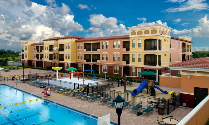 Carrollwood Resort | Emerald Greens Hotel Condo Resort
