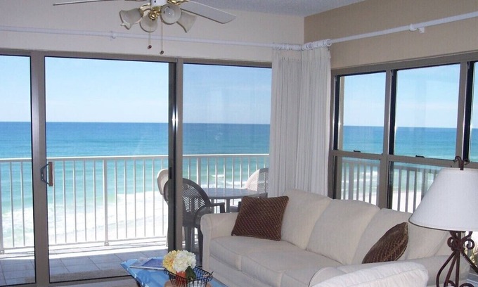Fort Walton Beach Condo | ETW 3007: Custom floorplan! Wireless Internet, HDTV, pool, FREE BEACH SERVICE