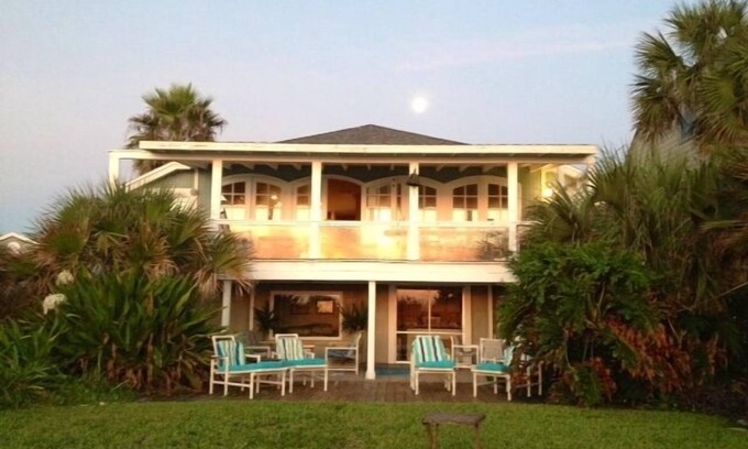 Atlantic Shores House | Family friendly Oceanfront Duplex at the Beach π