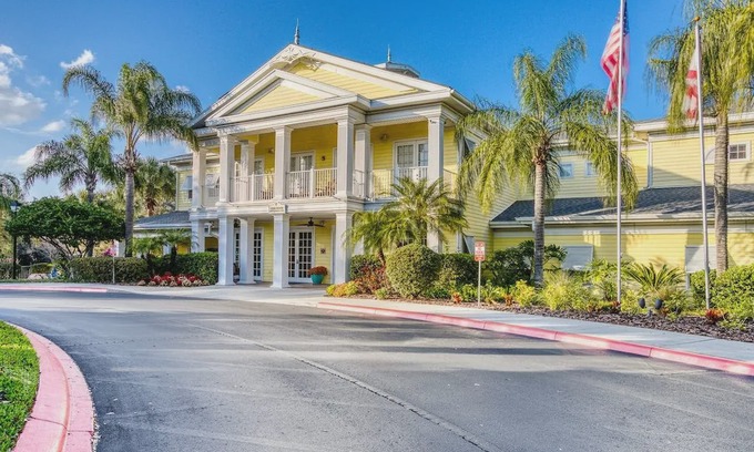 Bahama Bay Apartment | Family Friendly condo minutes from Disney!!