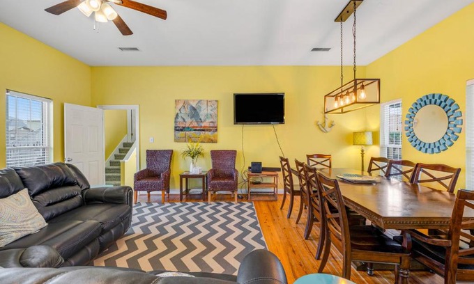 Fort Morgan House | Family Waves