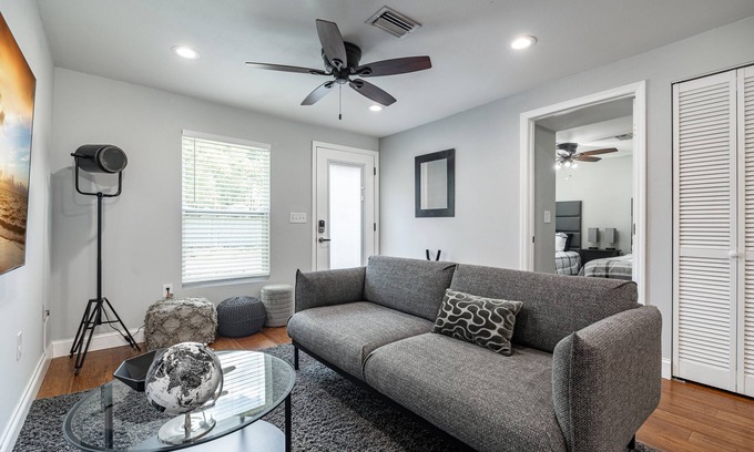 Tampa Heights Apartment | Grand Oaks Terminal in the Heights