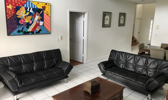 Meadow Woods House | Great Home 12mi from Disney with Pool