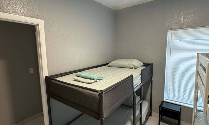 Buena Vista Hostel | Hostel ∙ 8 guests