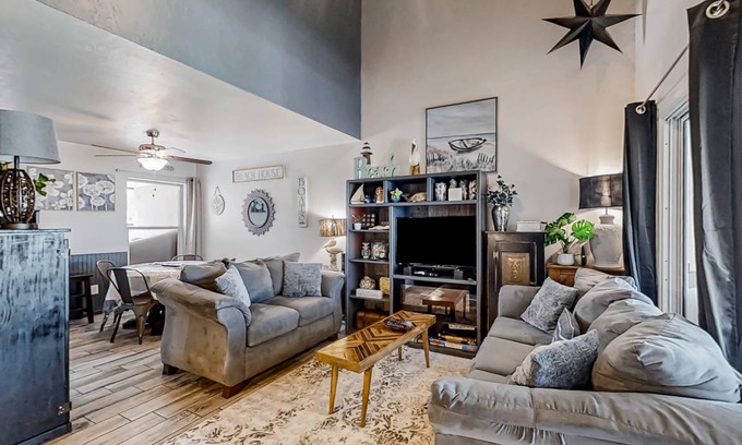 Vilano Beach House | House ∙ 2 bedrooms ∙ 4 guests