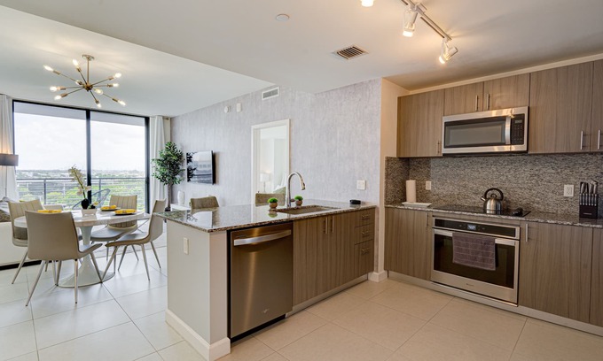 Doral Apartment | JC811 Downtown Doral 1 Bed & 1 Bath
