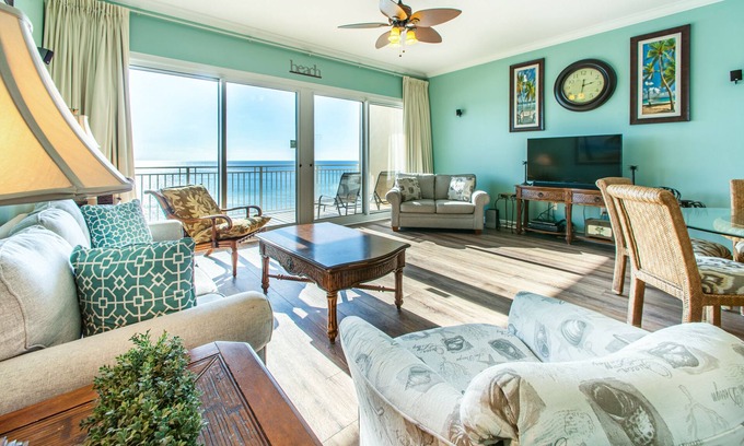 Thomas Drive Condo | ☀️ Large Balcony - Private Beach - HotTub-3BR Sterling Beach #602☀️