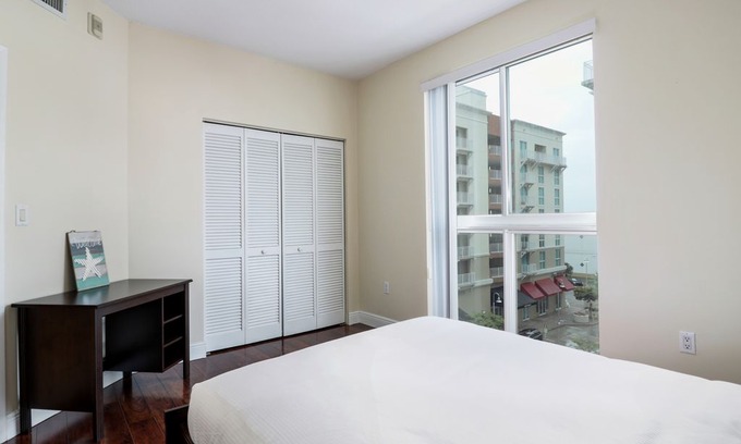 Downtown Apartment | Luxurious Dadeland Condo, near Dadeland mall and shops at Sunset