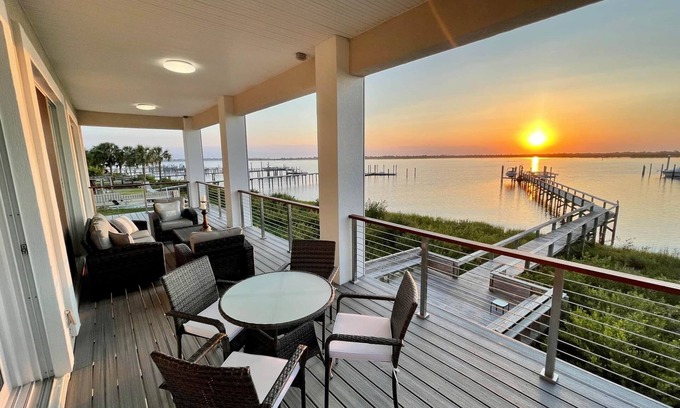 St. Augustine House | Luxury Waterfront Vacation Rental - Pool, Hot Tub, Pier.