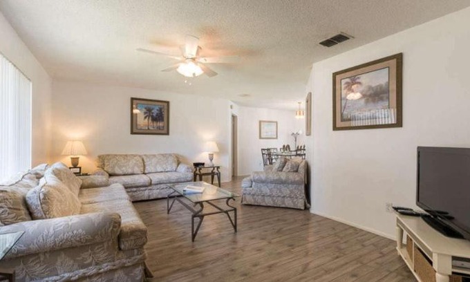 Indian Ridge House | Magnificent 4 Bedroom Pool Home at Indian Ridge Resort