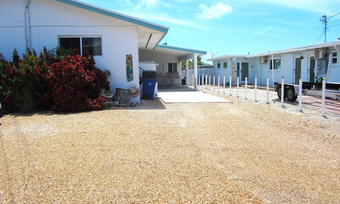 Key Colony Beach House | Maria's Neat & Clean. Dock, Near the private Pool Club