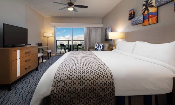 Barrier Island Villa | Marriott's BeachPlace Towers