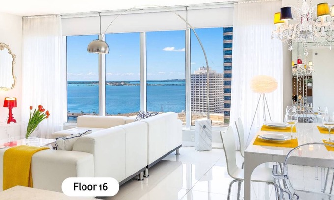 Downtown Miami Apartment | MVR - High-Floor Luxury with Iconic Views