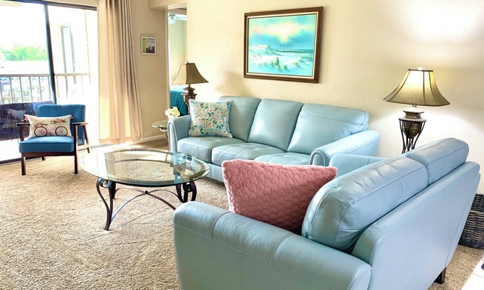 South Island Condo | Nice 3 BR, 2 bath Condo. Large heated pool!