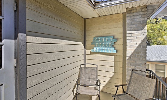 Historic Old Northeast Apartment | 'Northeast Nest' St. Petersburg Apt by Vinoy Park!