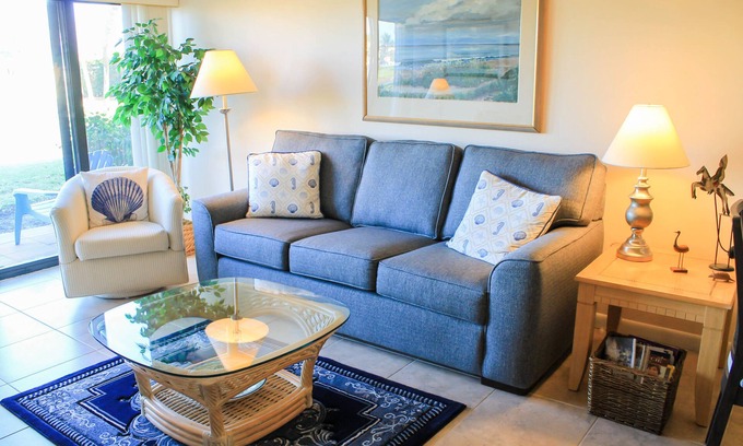 Fort Pierce Condo | OV 312 Pond/Golf Course View Condo-Paradise Vacation Rental in Ocean Village