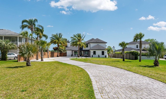 Palm Valley House | Paradise Palms Estates- Spacious 5-bedroom house in Ponte Vedra near TPC Golf