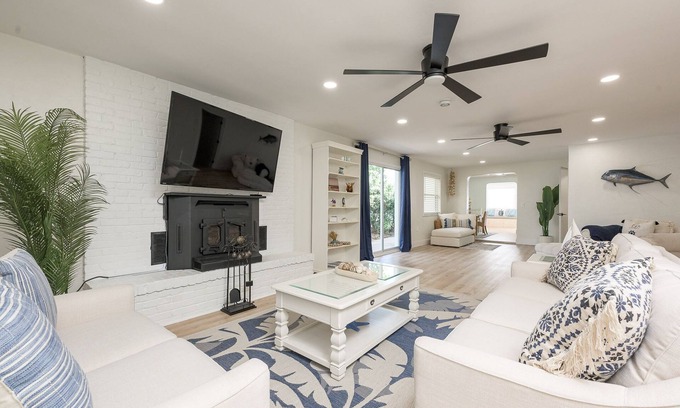 Ormond-by-the-Sea House | Pelican Palace