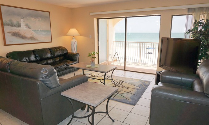 North Redington Beach Condo | Redington Surf Resort 17 Pent House Quaint Beach Front Condo Motel with Gulf Views