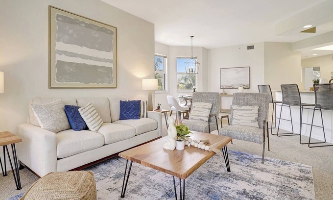 Vanderbilt Beach Condo | RELAX, UNWIND, AND ENJOY.