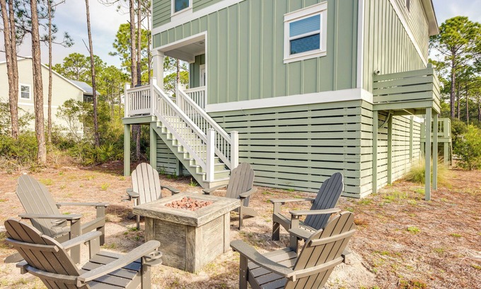 Panacea House | Ride to Shore: St Teresa Beach House w/Bikes!