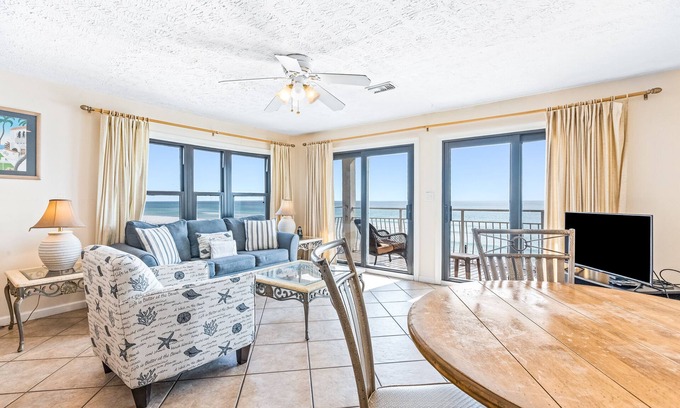 Crystal Beach Condo | Second Floor Condo Many Amenities, Beach Access, Beach Equipment Included