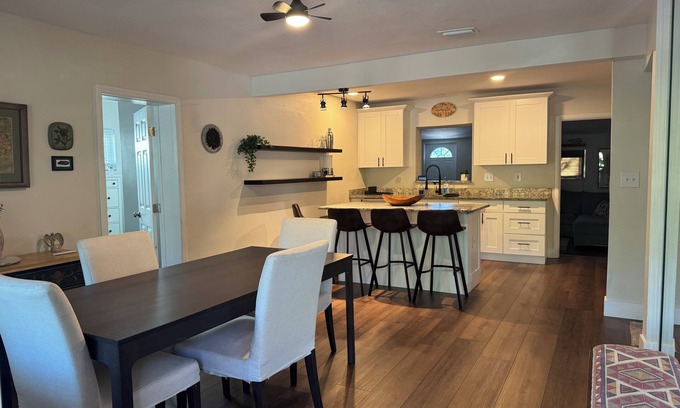 Old Seminole Heights House | Spacious 4-bedroom house with WiFi and AC in Central Tampa
