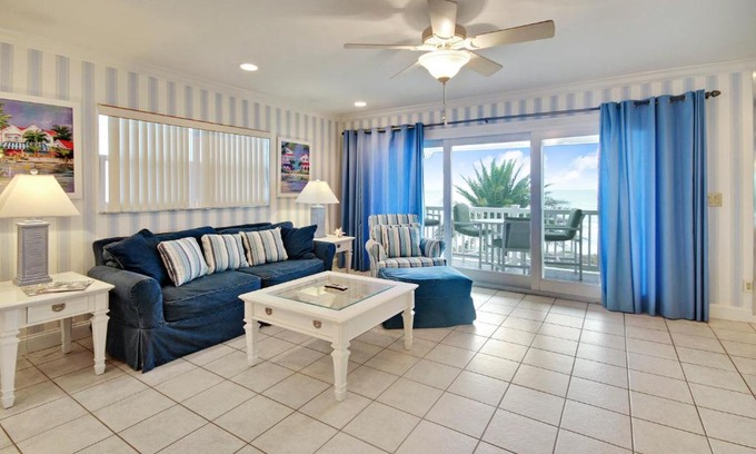 Sunset Reef Apartment | Sunset Villas Unit #3 Condo