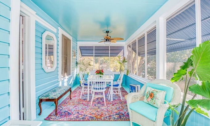 Mount Dora House | The Estate at Mount Dora * Historic Home * Walk to Downtown