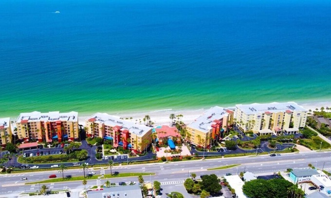 North Redington Beach Condo | The Tides Beach Club Unit 531