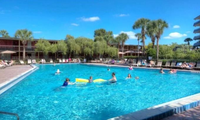 Florida Central Atlantic Coast House | Ultimate Disney Adventure! 4 Comfortable Units, Restaurant, Near Magical Midway