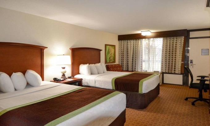 Florida Central Atlantic Coast House | Ultimate Family Escape! 3 Serene Units, Disney's Magic Kingdom, Pools, Shuttle