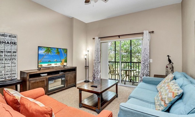 Bahama Bay Condo | Updated Luxury Condo Close To Disney
