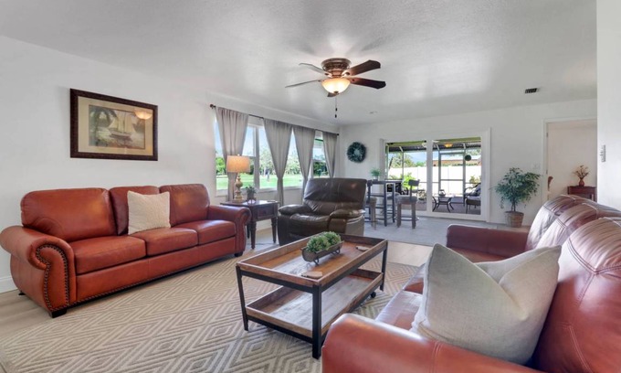 Lochmoor Waterway Estates House | 187 m² House ∙ 3 bedrooms ∙ 6 guests