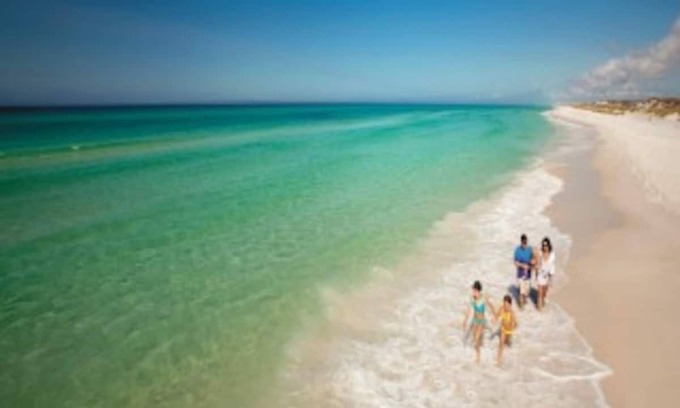 Santa Rosa Beach House | VERY close to beach! /Views/Pool/Hot Tub/Tennis