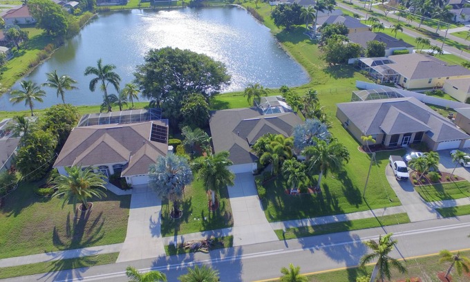 Pelican Villa | Villa Lake El Dorado