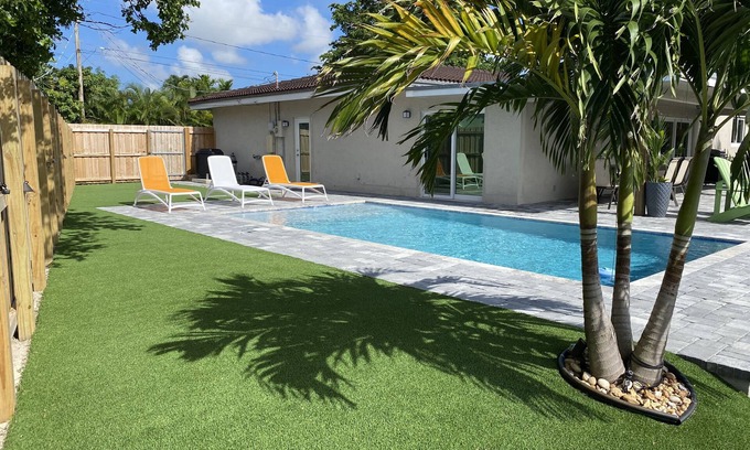 Fort Lauderdale House | Water Front Home Heated Pool
