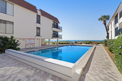 Holmes Beach Apartment | Water's Edge Condominiums