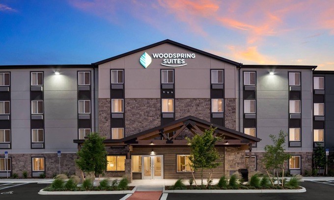 Florida Central Atlantic Coast Hotel | WoodSpring Suites Orlando I-4 & Convention Center