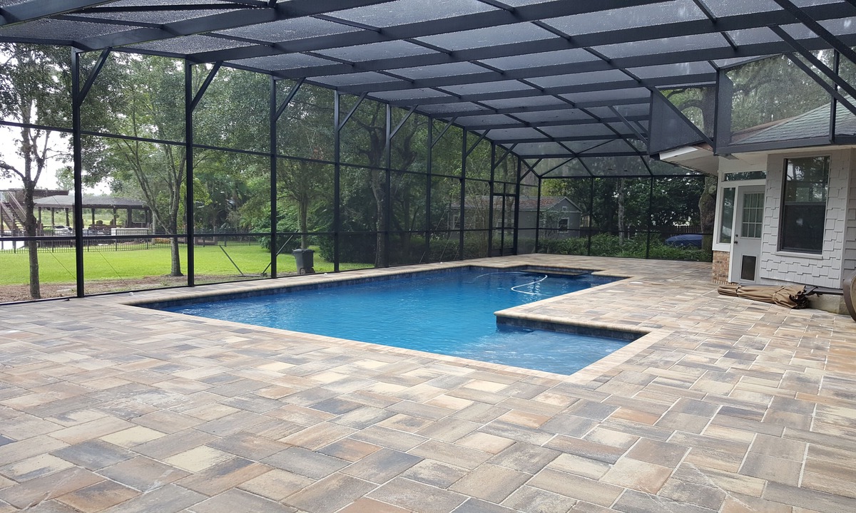 Orlando House | Lakeside 2-acre Retreat w/ Pool, Beautiful Live Oaks & Near Orlando Attractions