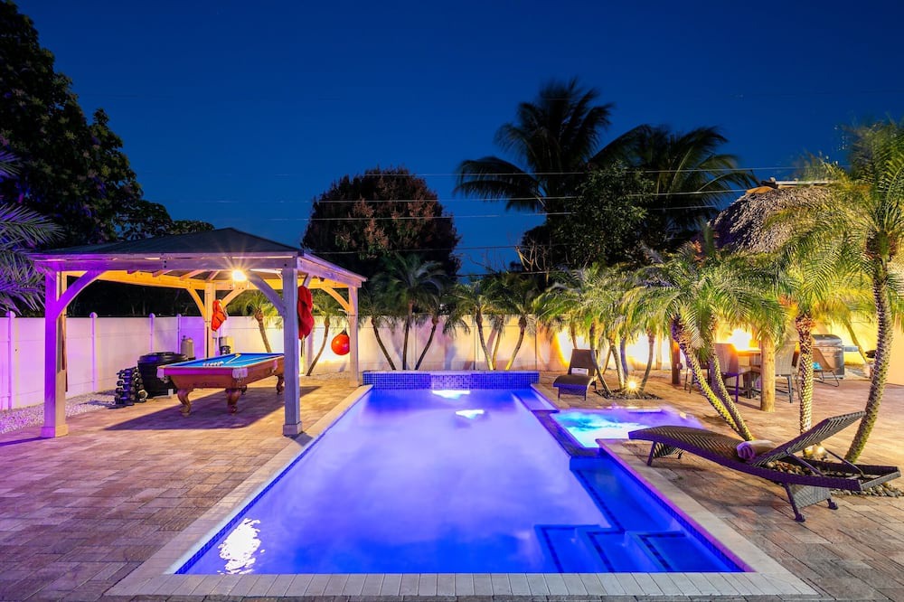 Lake Clarke Shores Villa | Villa d'Este Palm Beach