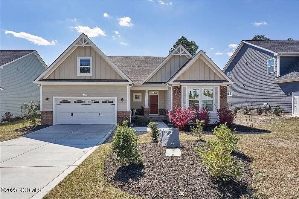 Southern Pines House | Beautiful 4-bedroom US Open House 5 miles from Pinehurst No. 2 w/ EV charger!