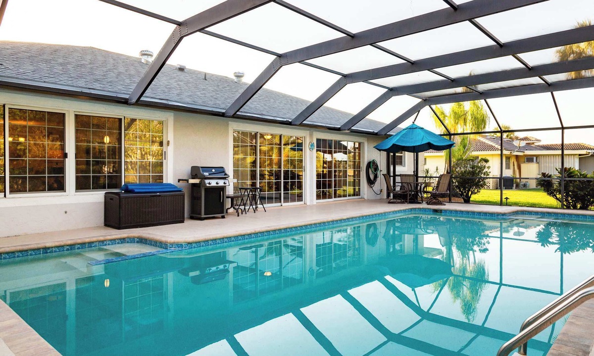Lochmoor Waterway Estates House | ‼️Family-Ready‼️ 4BR with Heated Pool & BBQ