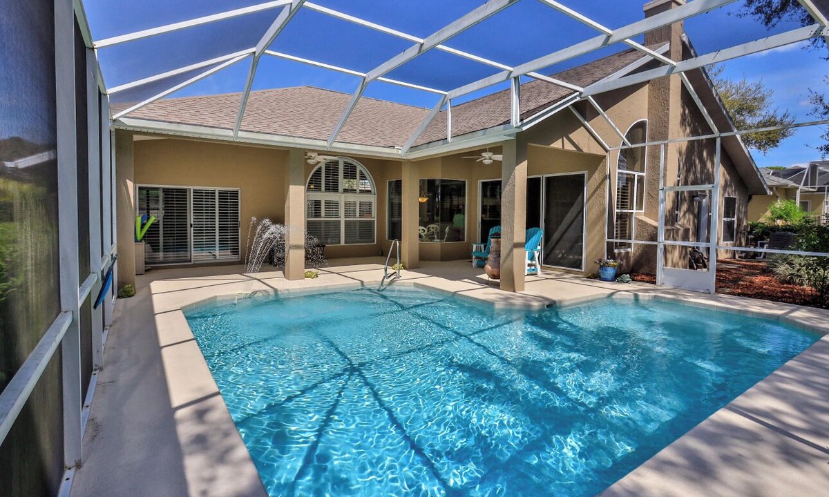 Spruce Creek House | 4-bd 3-ba house near Daytona Beaches w/private pool, AC, private community, bkyd